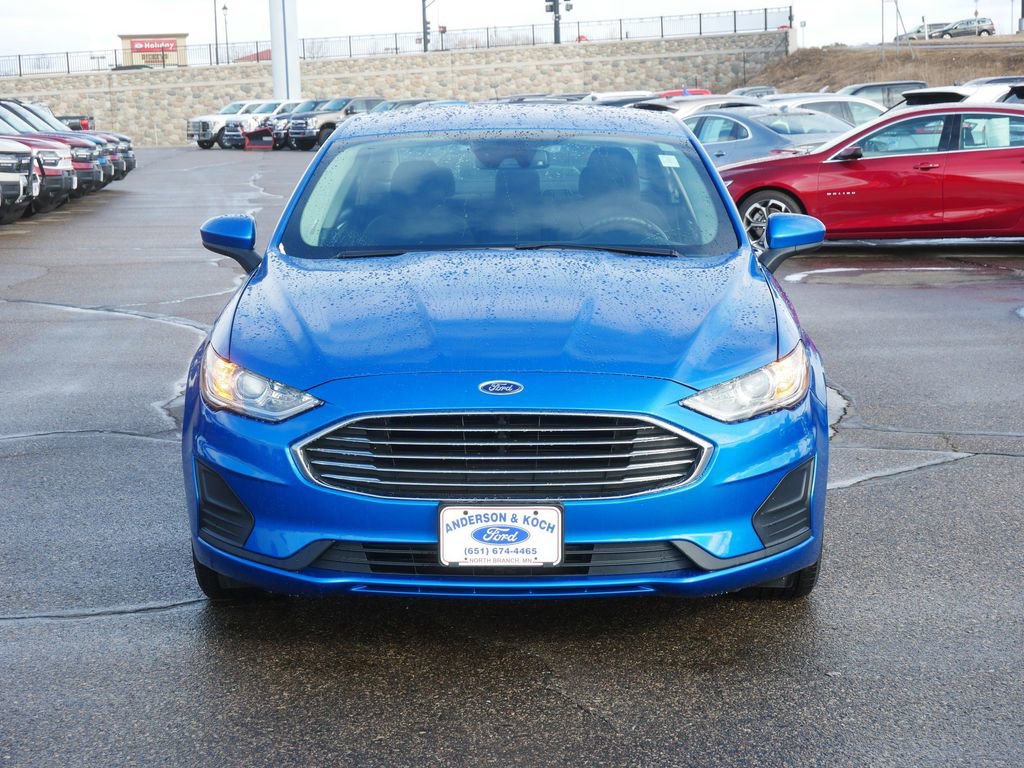 Certified 2020 Ford Fusion SE image 2