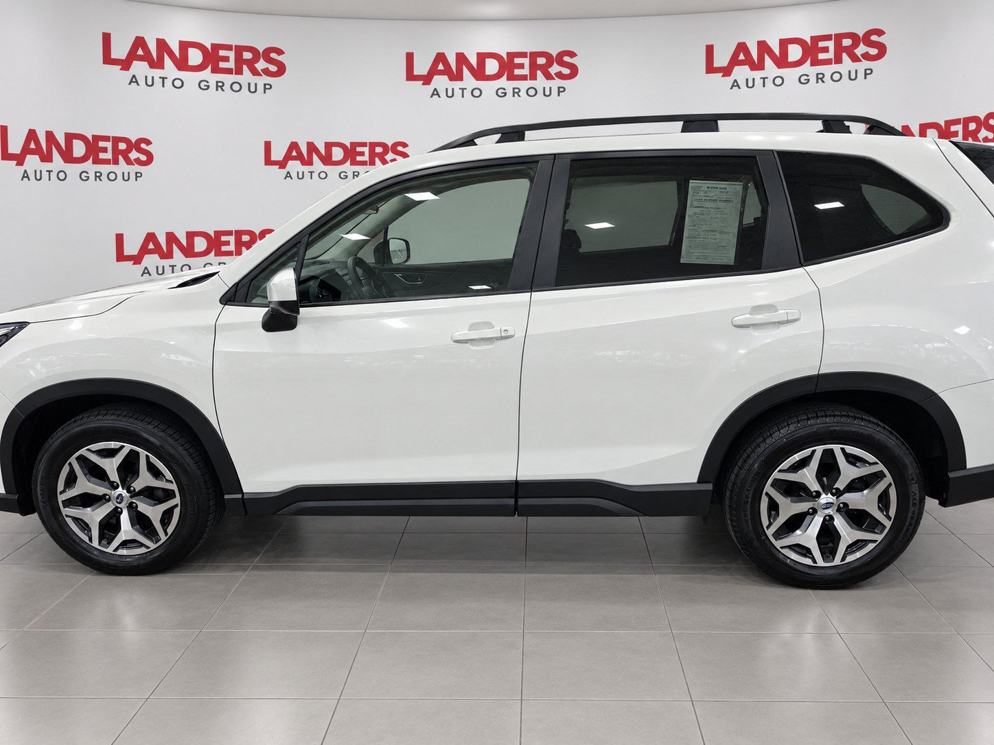 Used 2024 Subaru Forester Premium AWD/4WD image 5