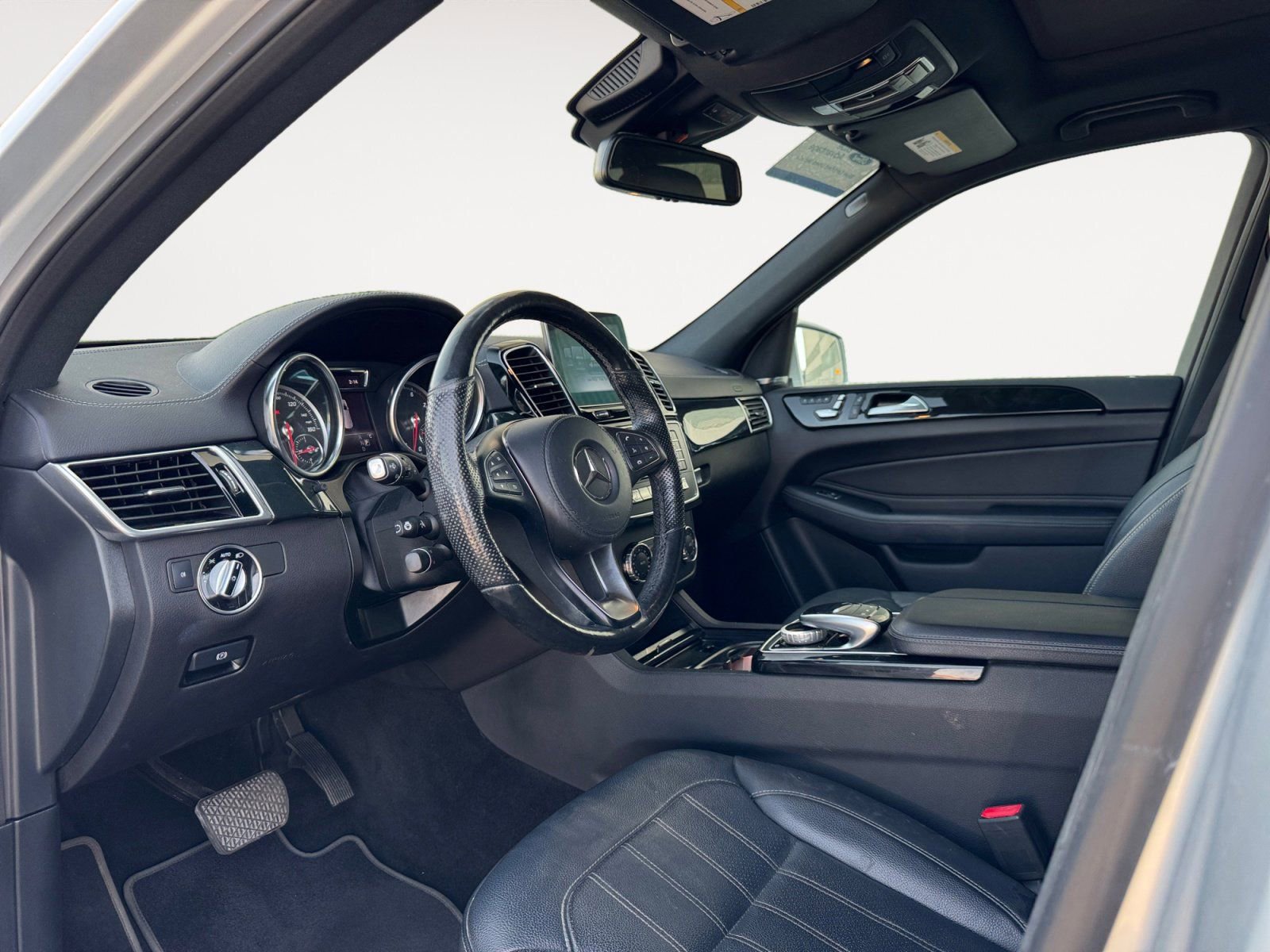 Used 2019 Mercedes-Benz GLS 450 4MATIC image 9