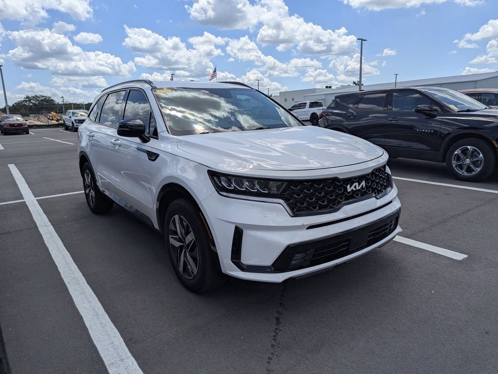 Used 2023 Kia Sorento EX FWD image 3