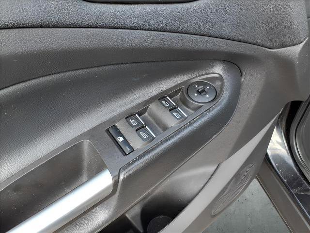 Certified 2019 Ford Escape SEL image 18