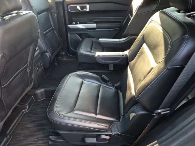 Certified 2023 Ford Explorer XLT w/ Equipment Group 202A AWD/4WD image 29