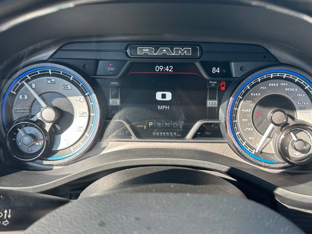 Used 2022 RAM 1500 Limited w/ Body-Colour Bumper Group AWD/4WD image 27