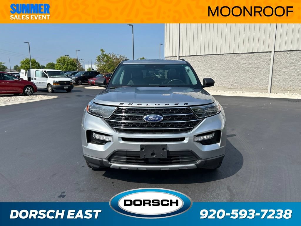 Certified 2023 Ford Explorer XLT w/ Equipment Group 202A AWD/4WD image 3