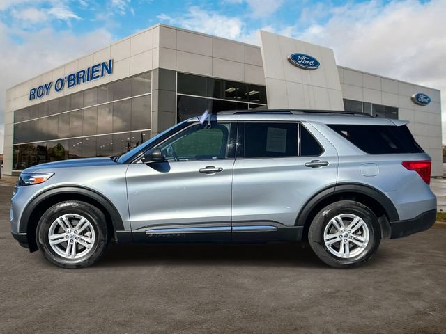 Certified 2024 Ford Explorer XLT w/ Equipment Group 202A AWD/4WD image 2