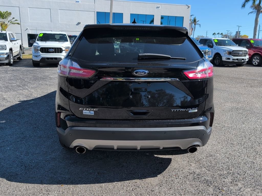 Certified 2020 Ford Edge Titanium w/ Equipment Group 301A image 4