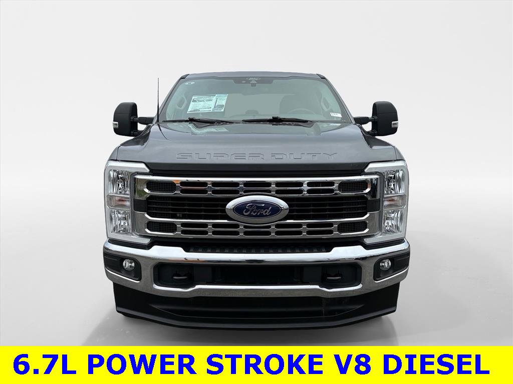 Certified 2025 Ford F250 XLT image 7