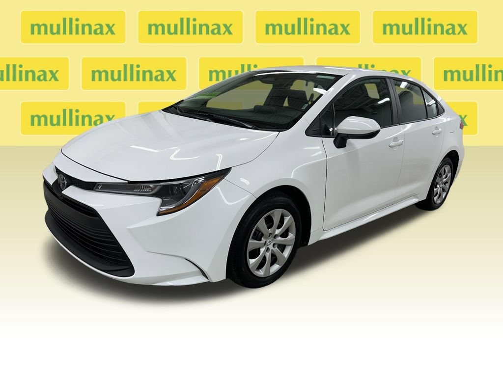Used 2026 Toyota Corolla LE FWD image 14