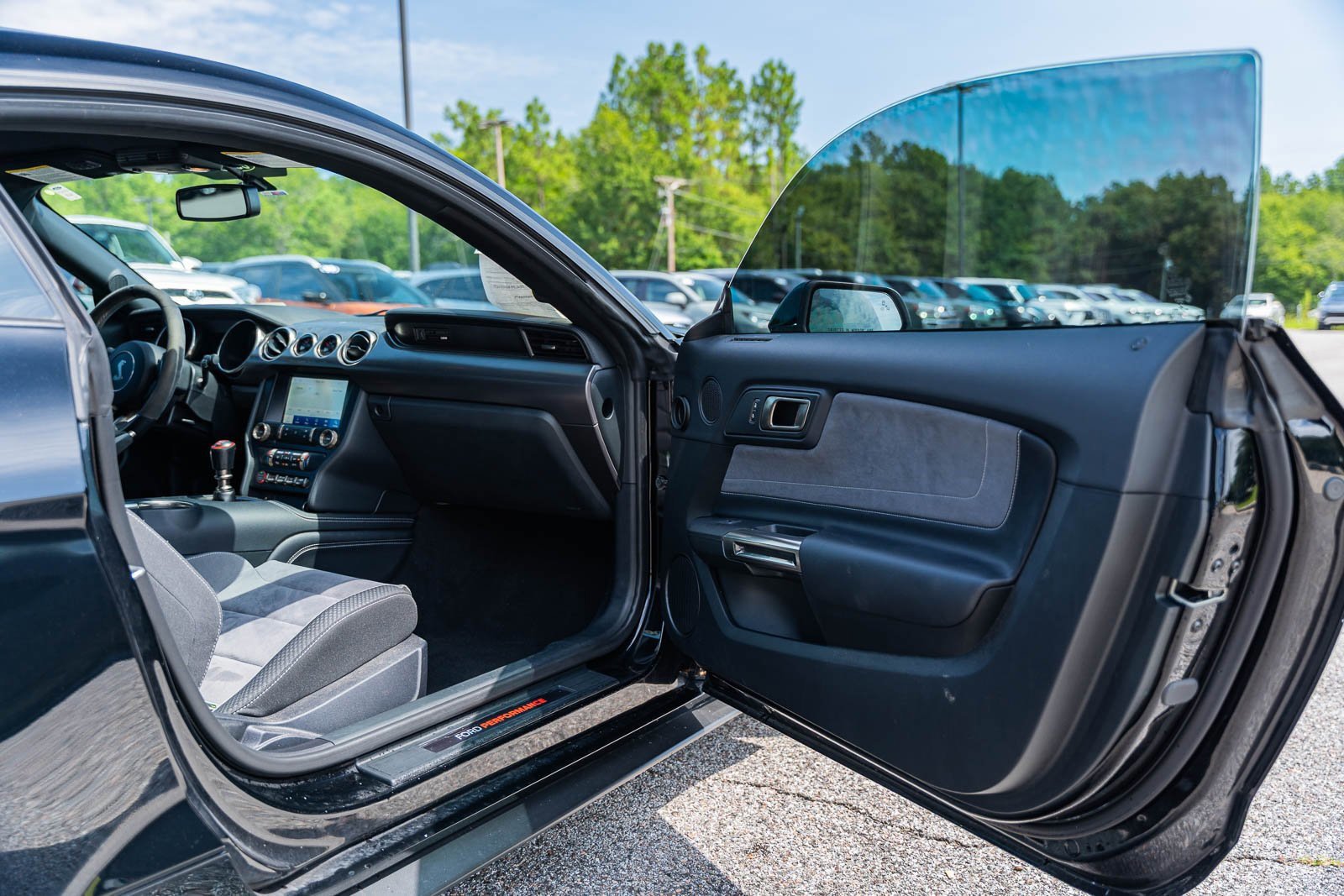 Certified 2020 Ford Mustang Shelby GT350 w/ Technology Package image 16