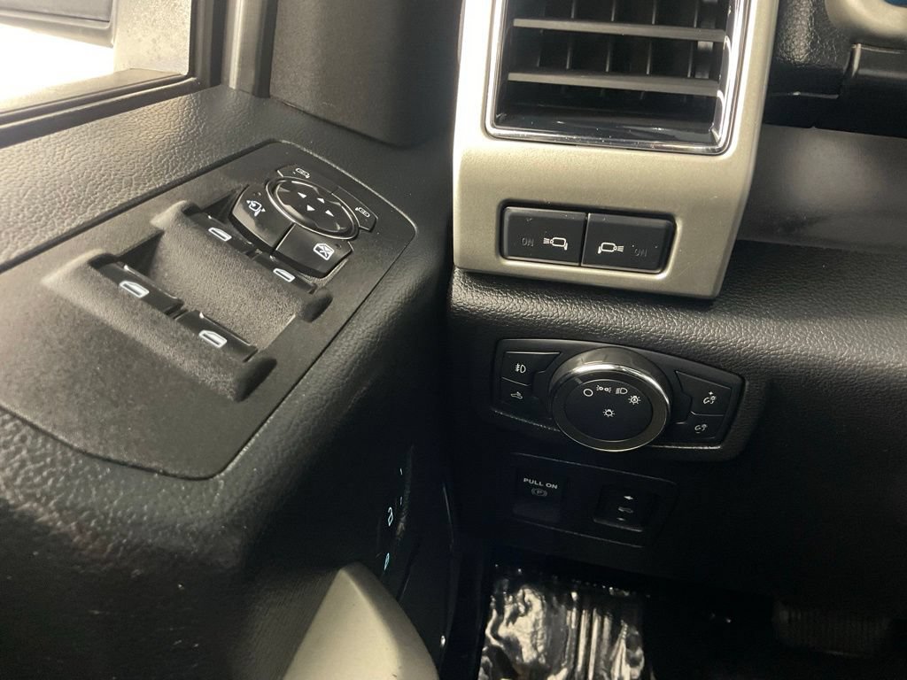 Certified 2020 Ford F150 Lariat w/ Equipment Group 502A Luxury AWD/4WD image 19
