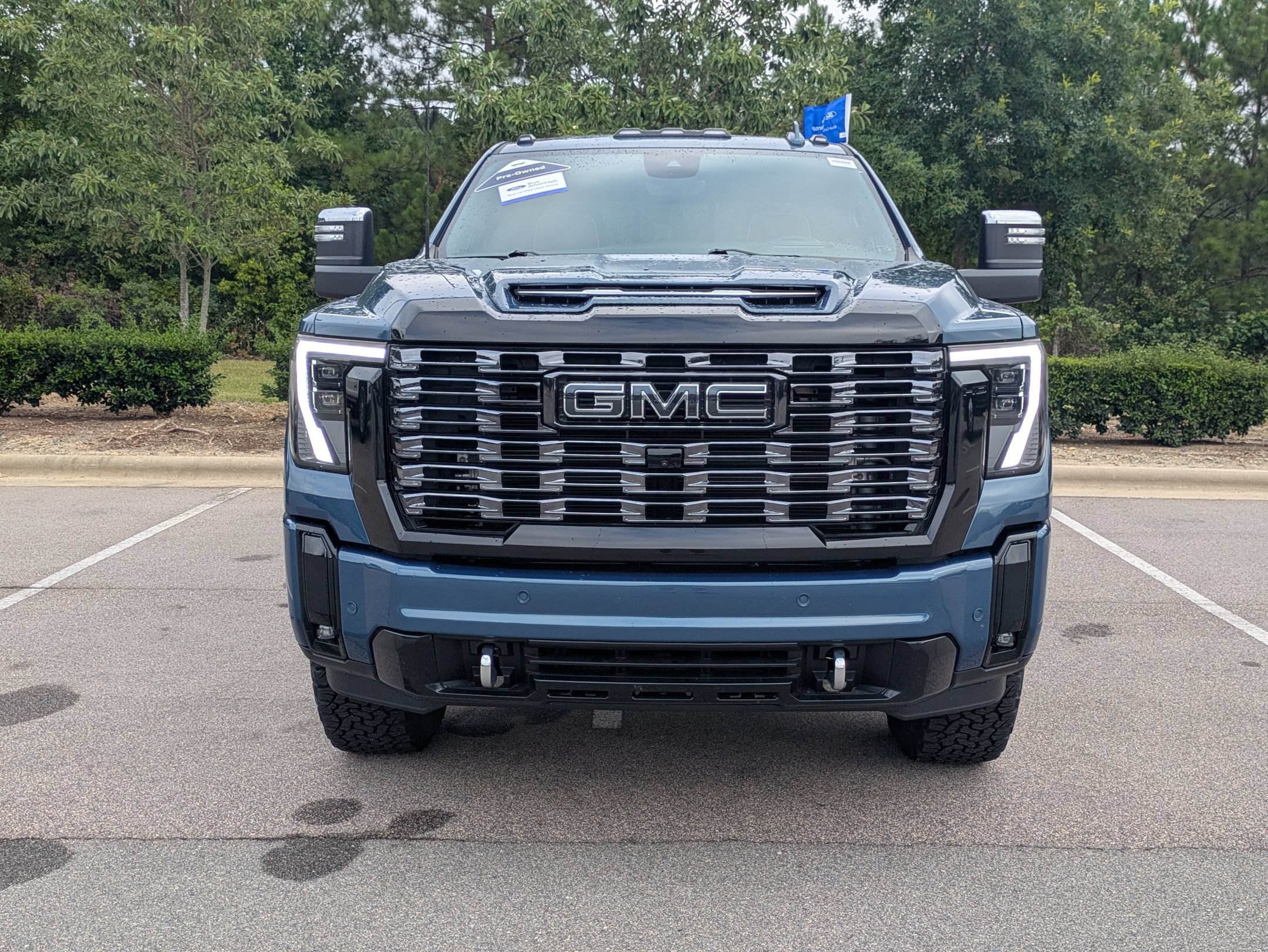 Used 2025 GMC Sierra 2500 Denali Ultimate AWD/4WD image 9