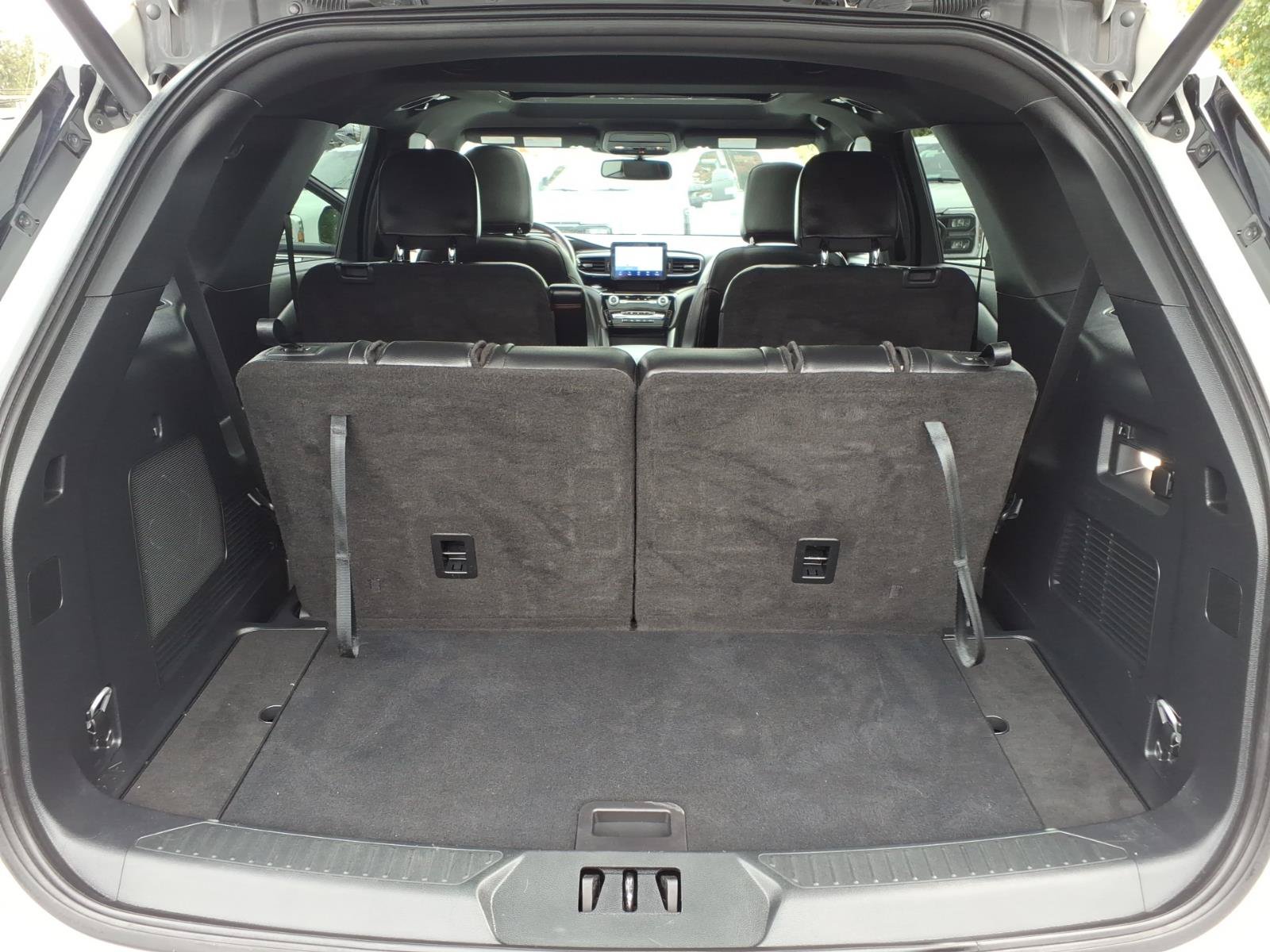 Certified 2023 Ford Explorer ST-Line w/ Class IV Trailer Tow Package AWD/4WD image 19