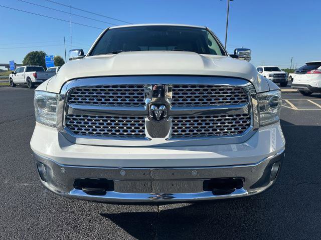Used 2017 RAM 1500 Laramie w/ Convenience Group AWD/4WD image 3
