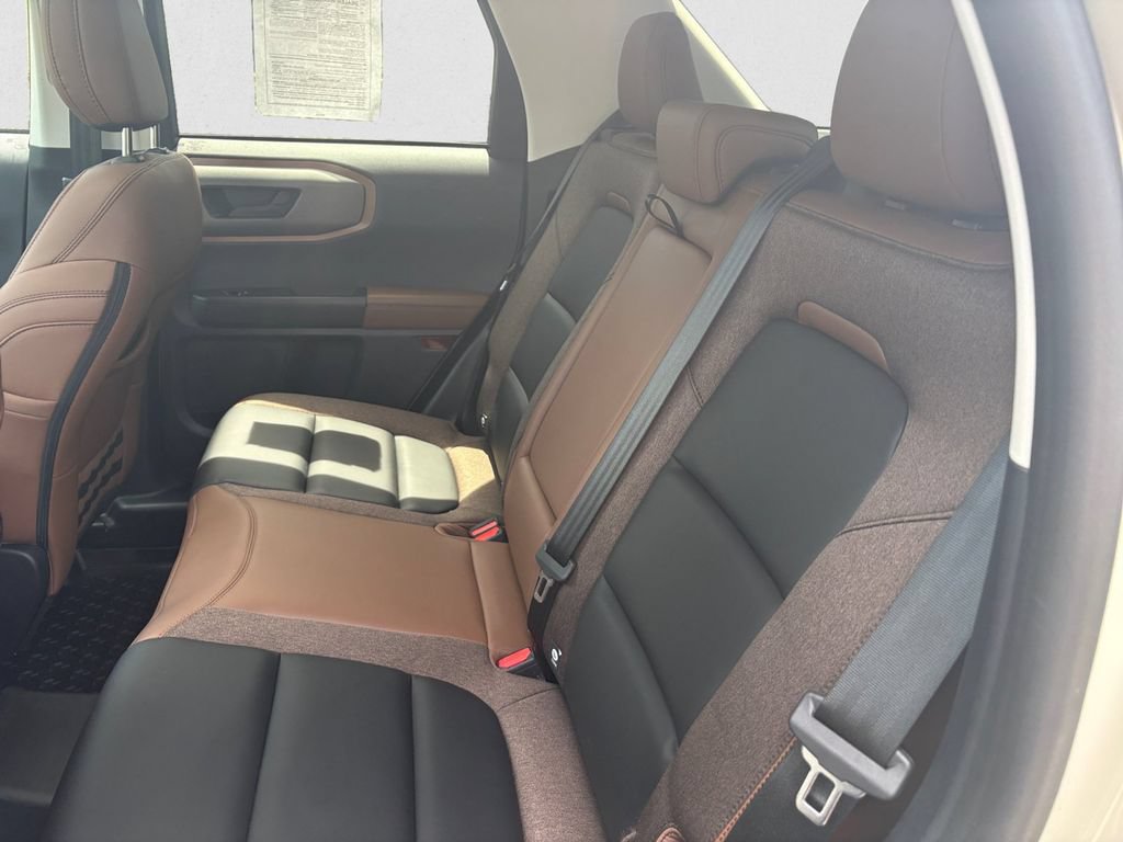 Certified 2025 Ford Bronco Sport Outer Banks w/ Outer Banks Tech Package+ AWD/4WD image 13