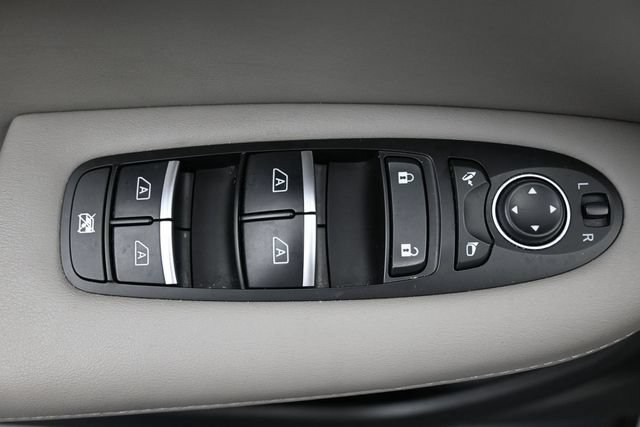 Used 2023 INFINITI QX50 Sensory AWD/4WD image 13