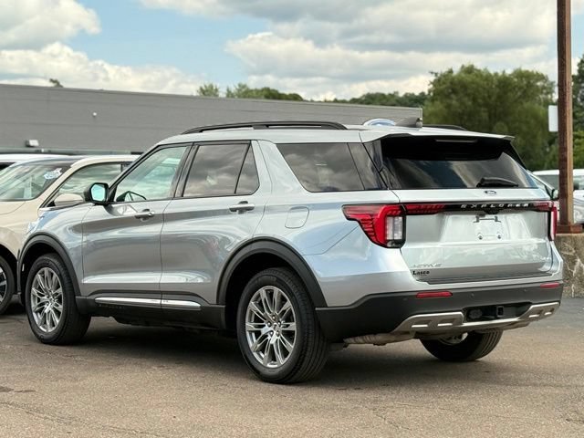 Certified 2025 Ford Explorer Active w/ Active Comfort Package AWD/4WD image 40