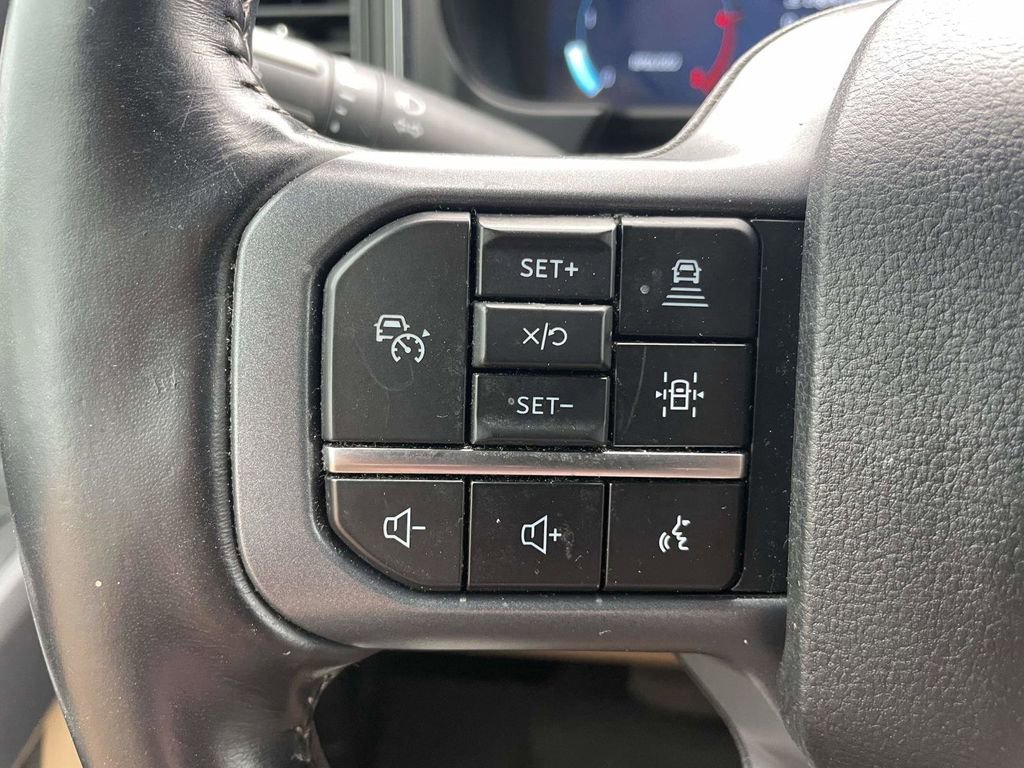 Certified 2023 Ford F250 Lariat w/ Lariat Ultimate Package AWD/4WD image 28