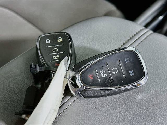 Used 2021 Chevrolet Malibu LT FWD image 21