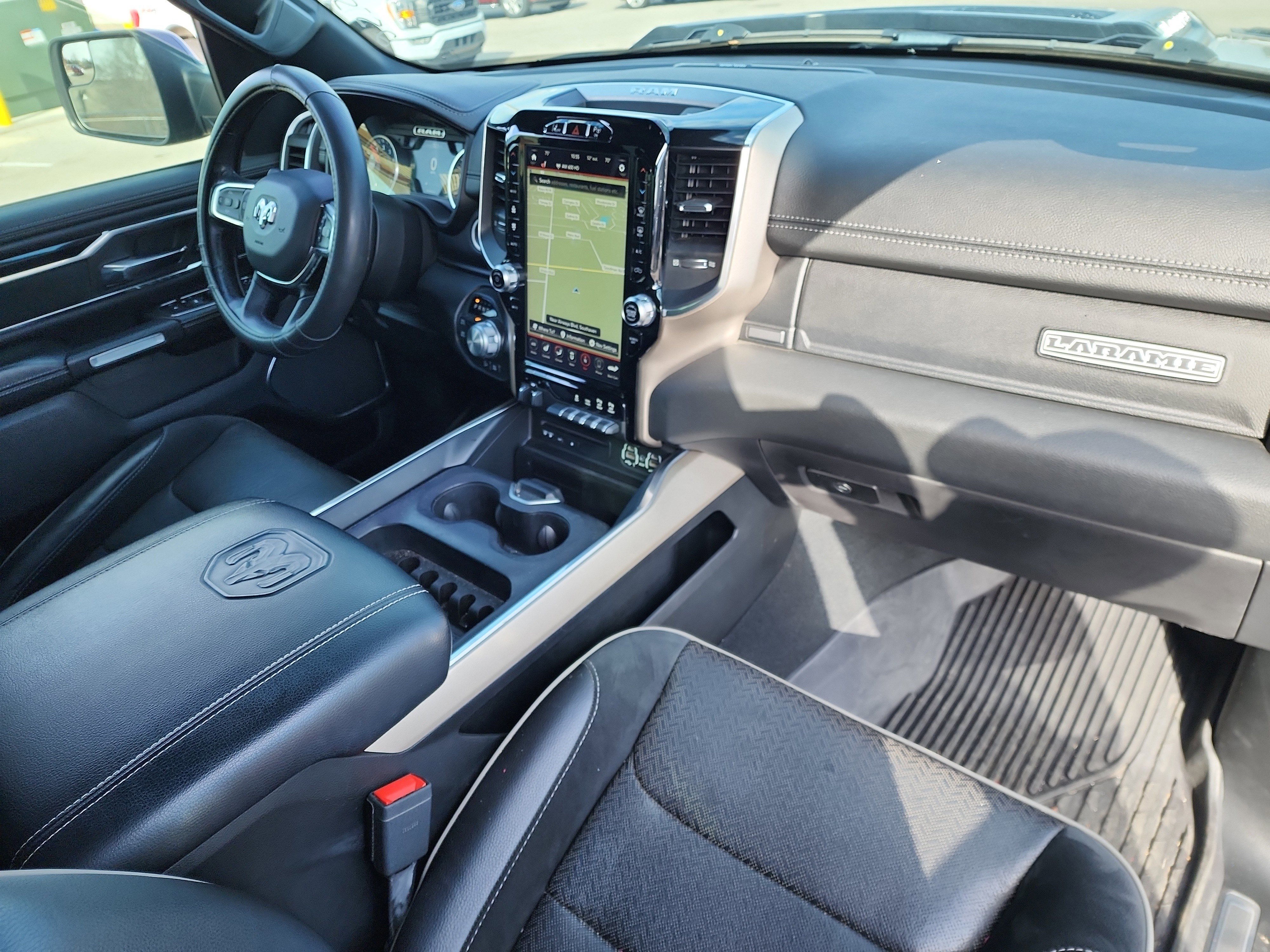 Used 2019 RAM 1500 Laramie image 18