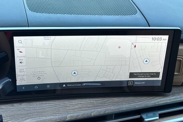 Used 2024 Hyundai Santa Fe Limited image 17