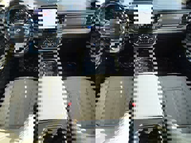 Certified 2024 Ford Expedition Limited image 15