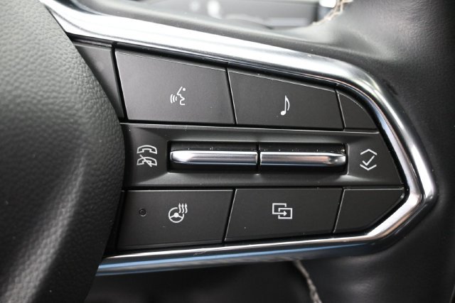 Used 2025 Chevrolet Traverse LT AWD/4WD image 18