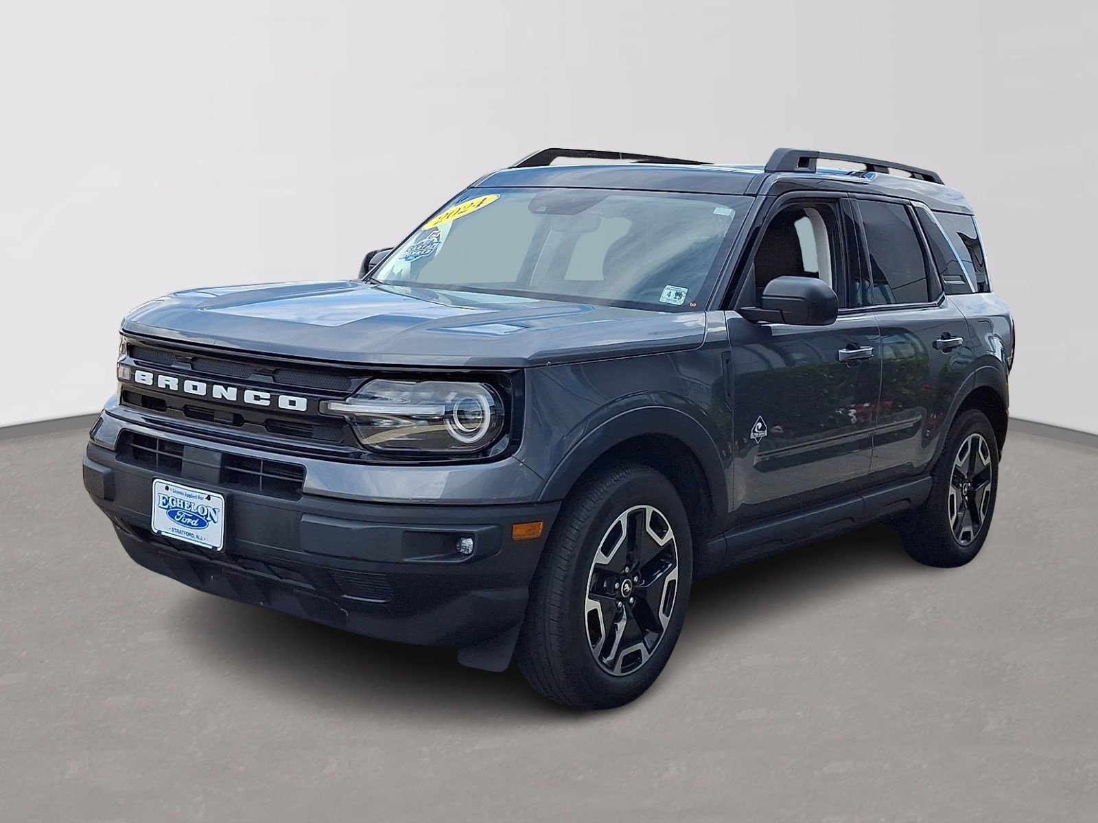 Certified 2024 Ford Bronco Sport Outer Banks w/ Tech Package AWD/4WD image 3