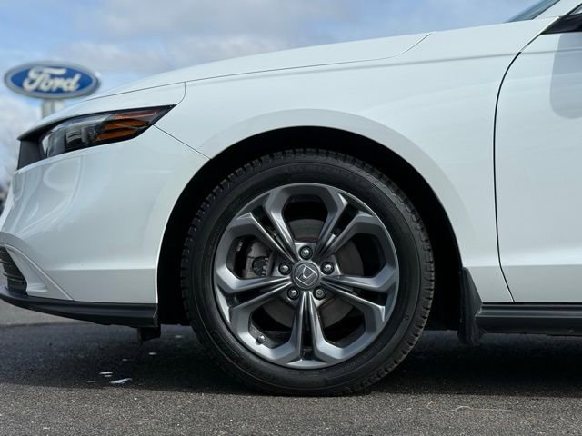 Used 2023 Honda Accord EX image 40