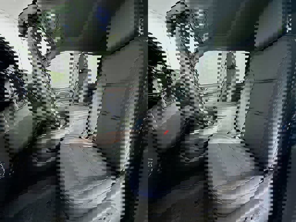 Used 2024 GMC Sierra 2500 SLT w/ SLT Premium Package image 15