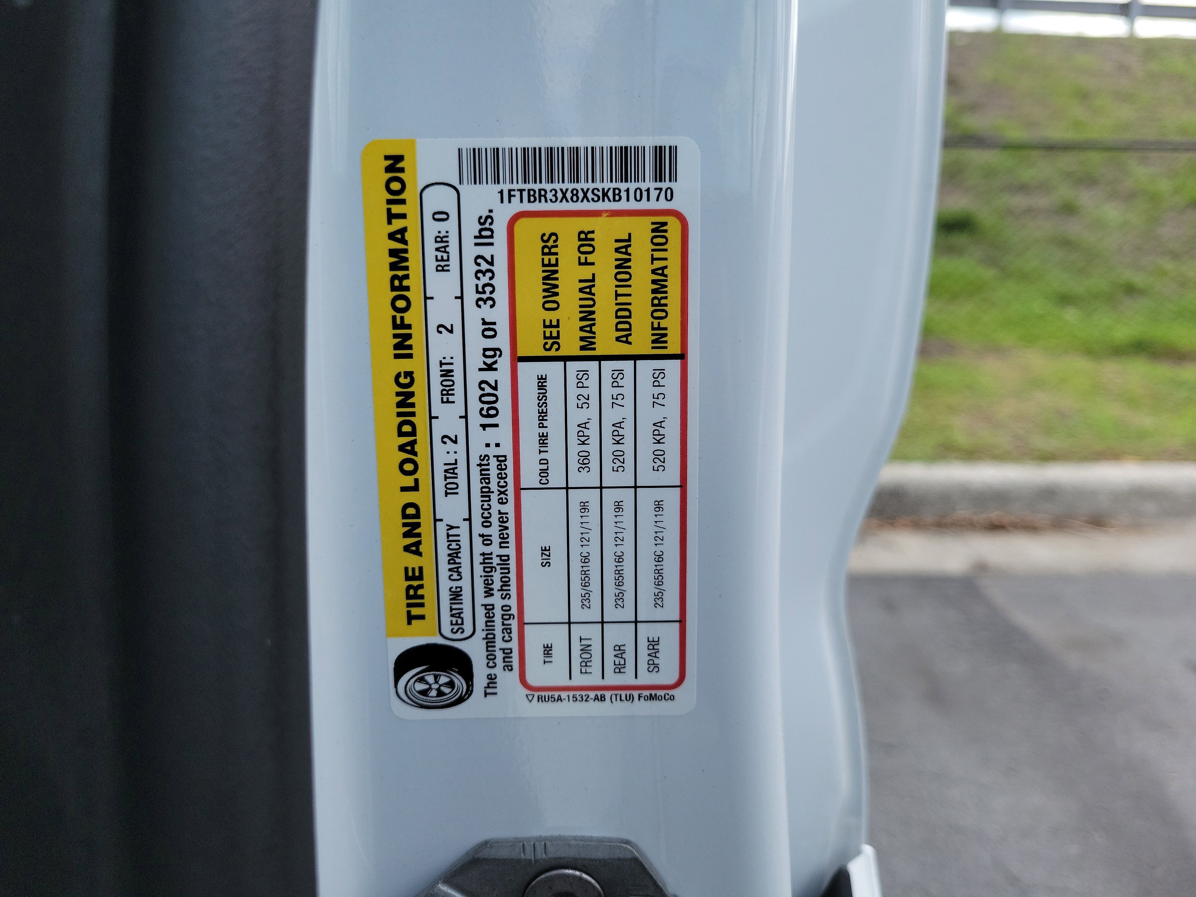 Certified 2025 Ford Transit 250 148 High Roof Extended RWD image 30