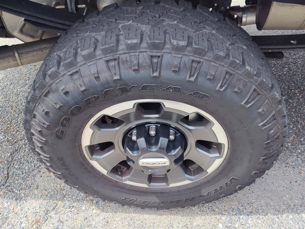 Certified 2024 Ford F250 XL w/ STX Appearance Package AWD/4WD image 10