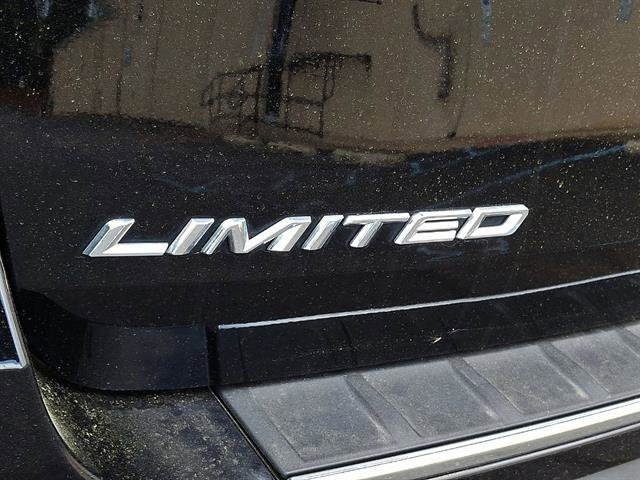 Certified 2022 Ford Explorer Limited w/ Equipment Group 301A AWD/4WD image 24