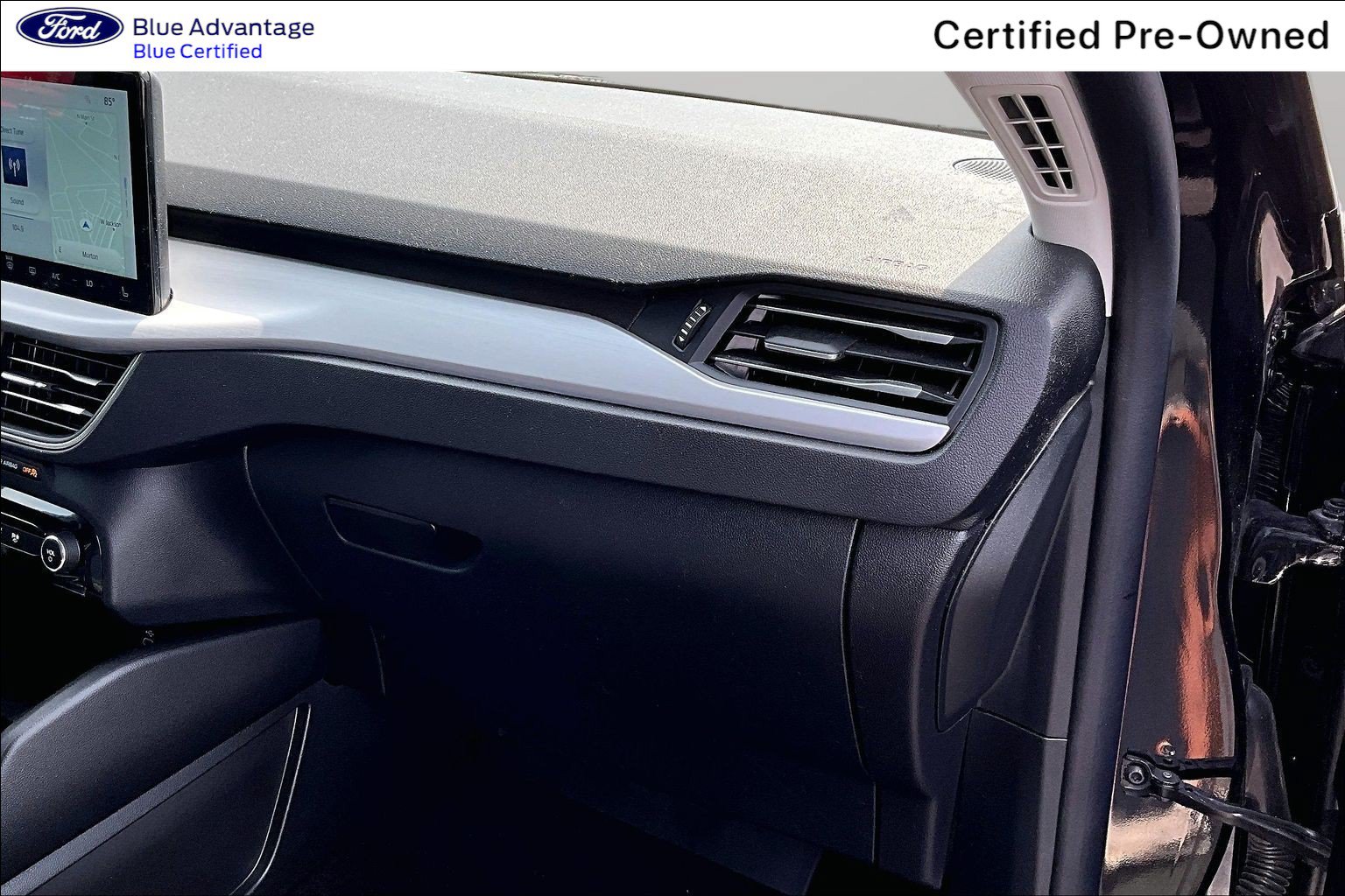 Certified 2025 Ford Escape Platinum AWD/4WD image 21