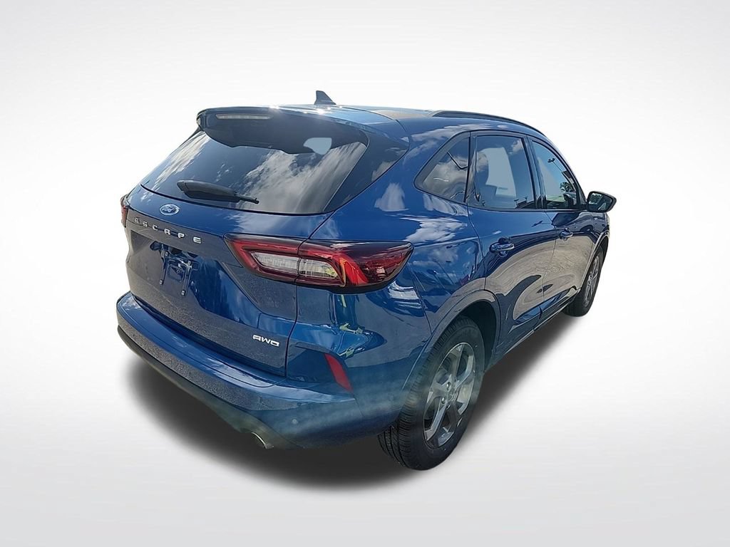 Certified 2023 Ford Escape ST-Line w/ Tech Pack #1 AWD/4WD image 8