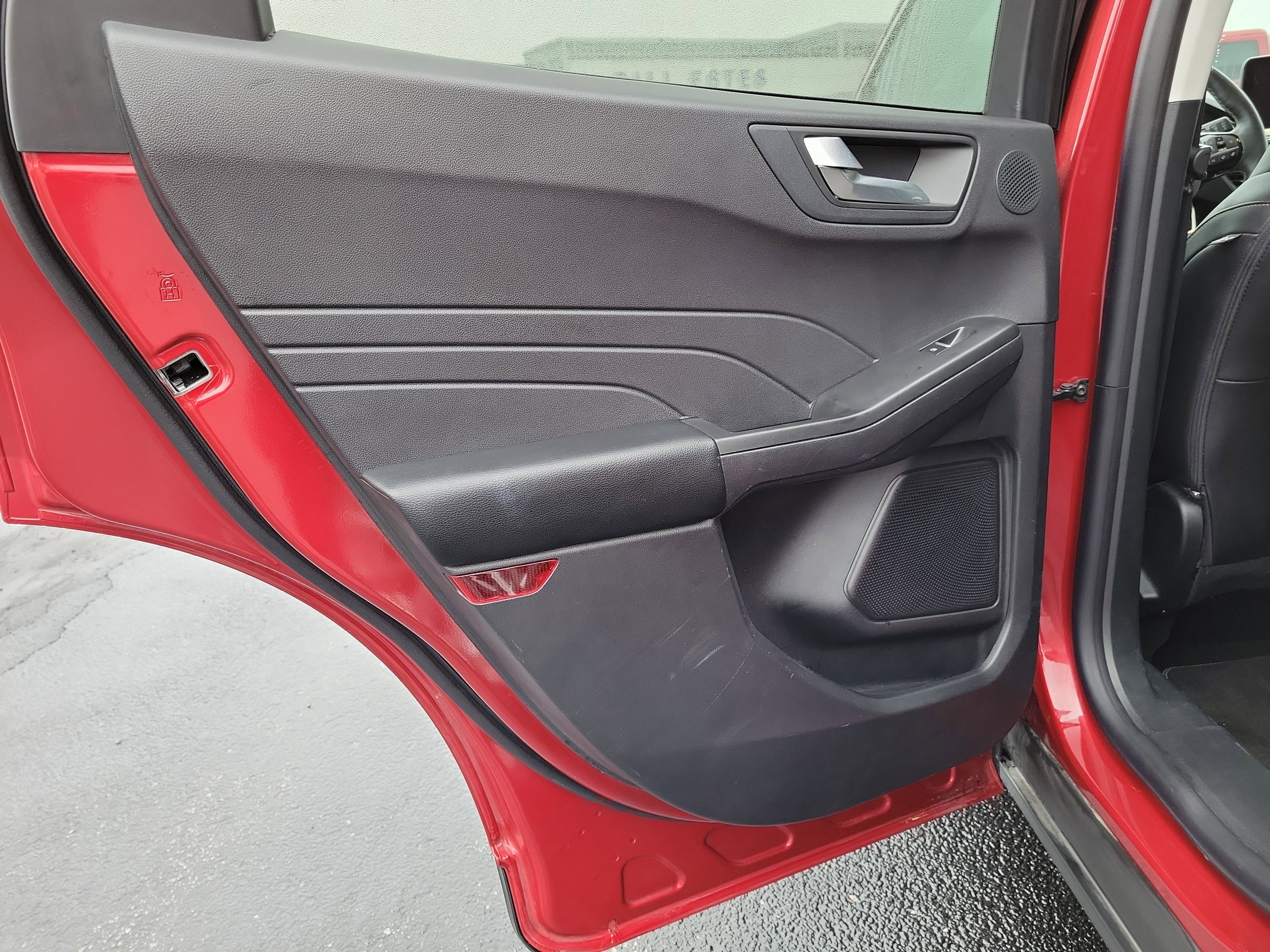 Certified 2022 Ford Escape Titanium w/ Titanium Elite Package image 10