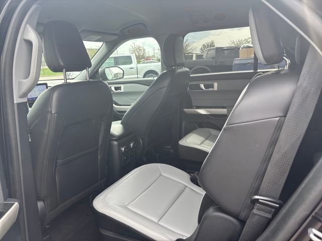 Certified 2021 Ford Explorer XLT w/ Equipment Group 202A image 13