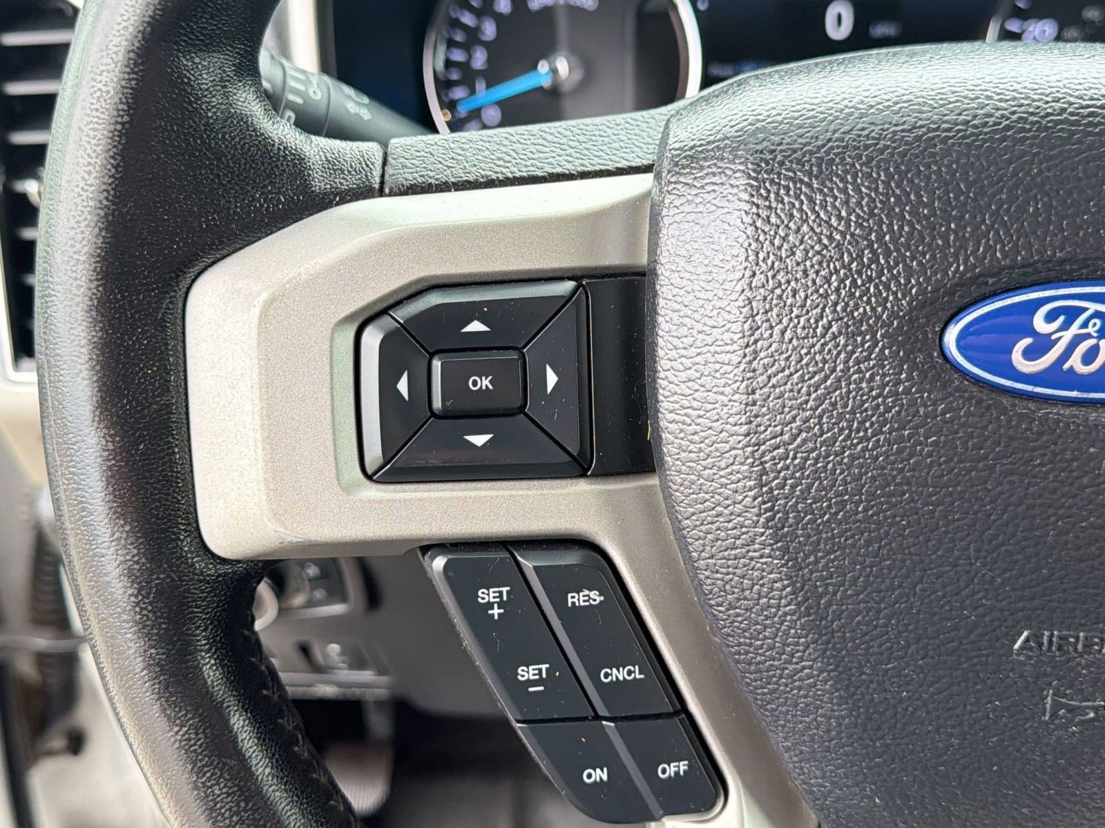 Certified 2019 Ford F250 Lariat w/ Lariat Ultimate Package AWD/4WD image 17