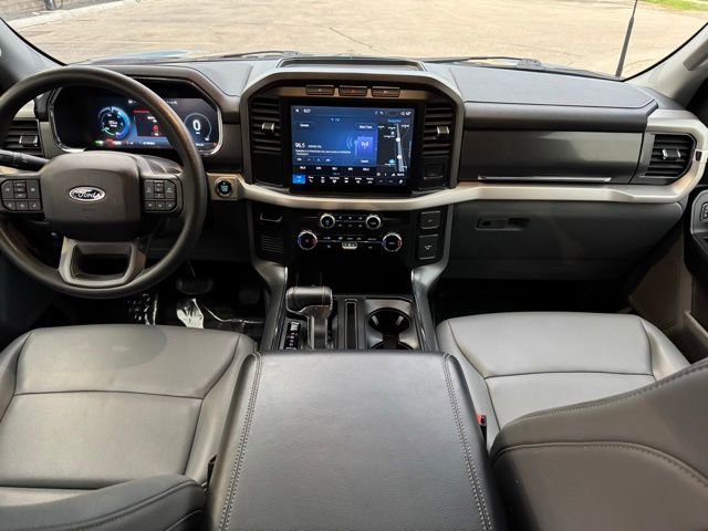 Certified 2022 Ford F150 Lightning Pro AWD/4WD image 7
