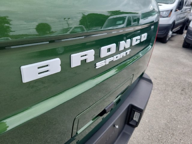 Certified 2023 Ford Bronco Sport Outer Banks w/ Tech Package AWD/4WD image 5