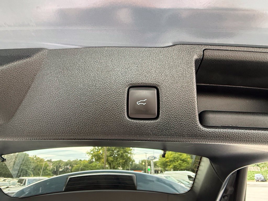 Certified 2023 Ford Escape Platinum AWD/4WD image 26