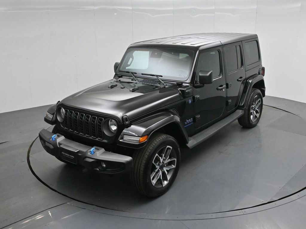 Used 2024 Jeep Wrangler Unlimited image 26
