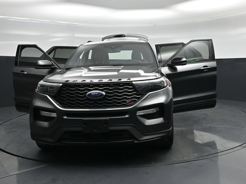 Certified 2020 Ford Explorer ST w/ Premium Technology Package AWD/4WD image 34
