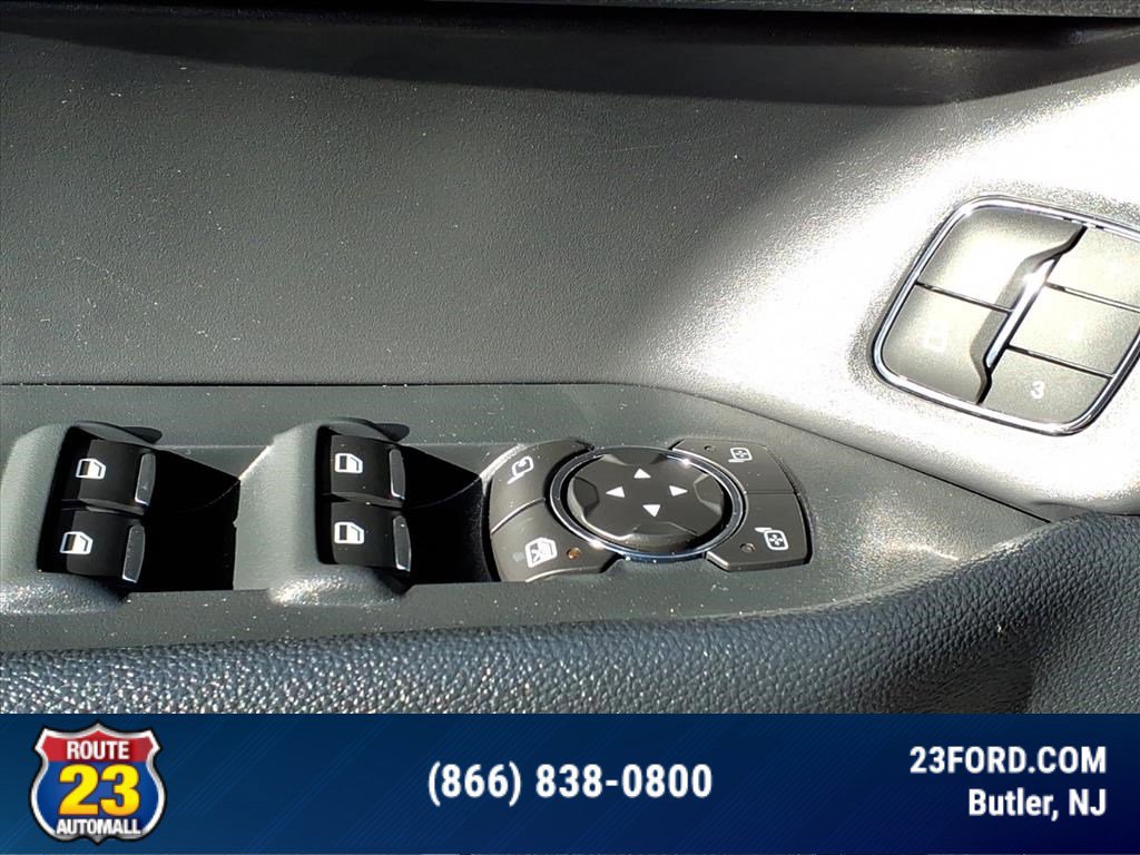 Certified 2022 Ford Expedition XLT image 13