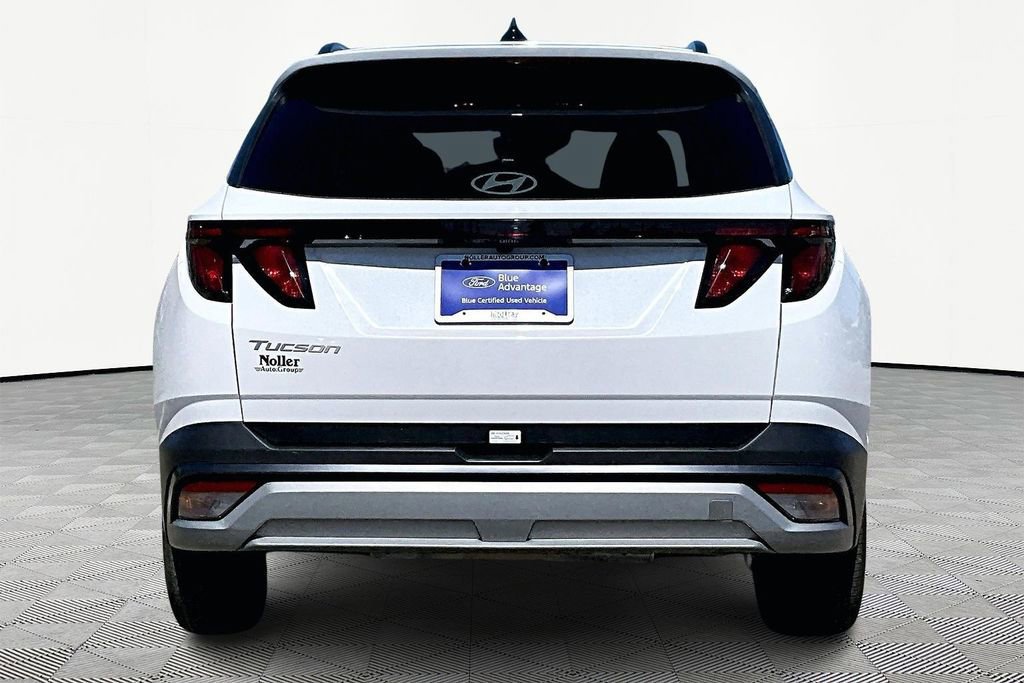 Used 2025 Hyundai Tucson SEL FWD image 3