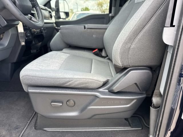 Certified 2025 Ford F250 XLT AWD/4WD image 16