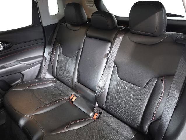 Used 2022 Jeep Compass Trailhawk w/ Trailhawk Elite Group image 11