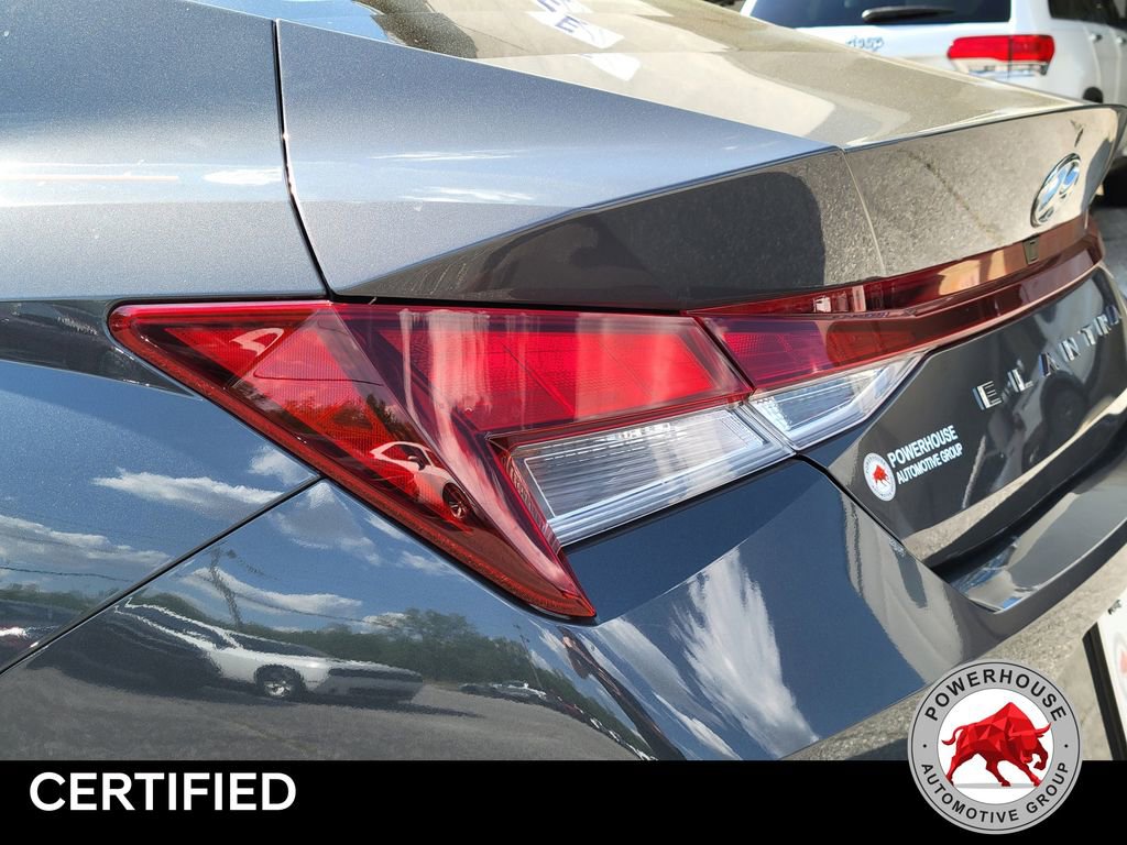 Used 2023 Hyundai Elantra SEL FWD image 13