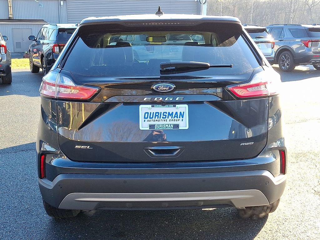 Certified 2022 Ford Edge SEL w/ Convenience Package image 5