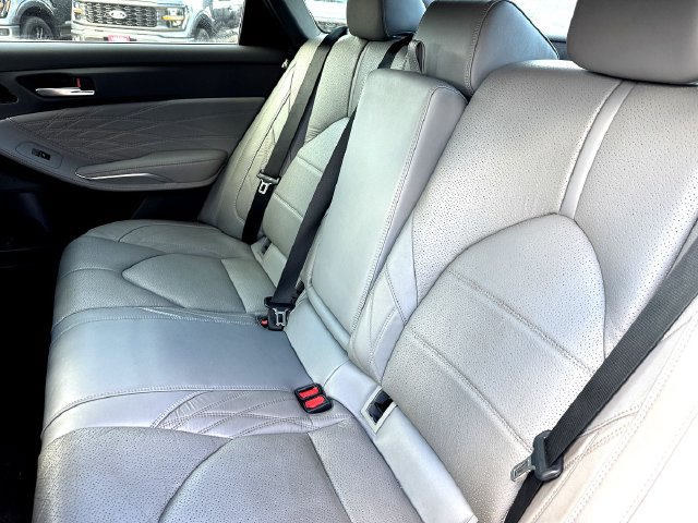 Used 2020 Toyota Avalon Limited w/ Advanced Safety Package FWD image 24