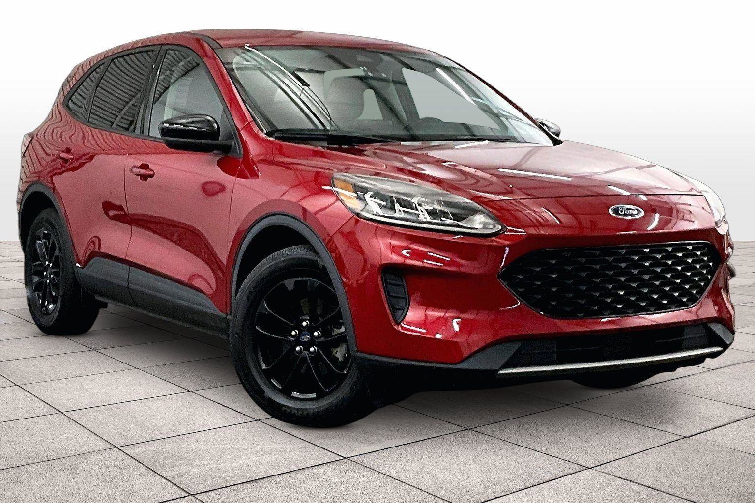 Certified 2020 Ford Escape SE Sport image 2